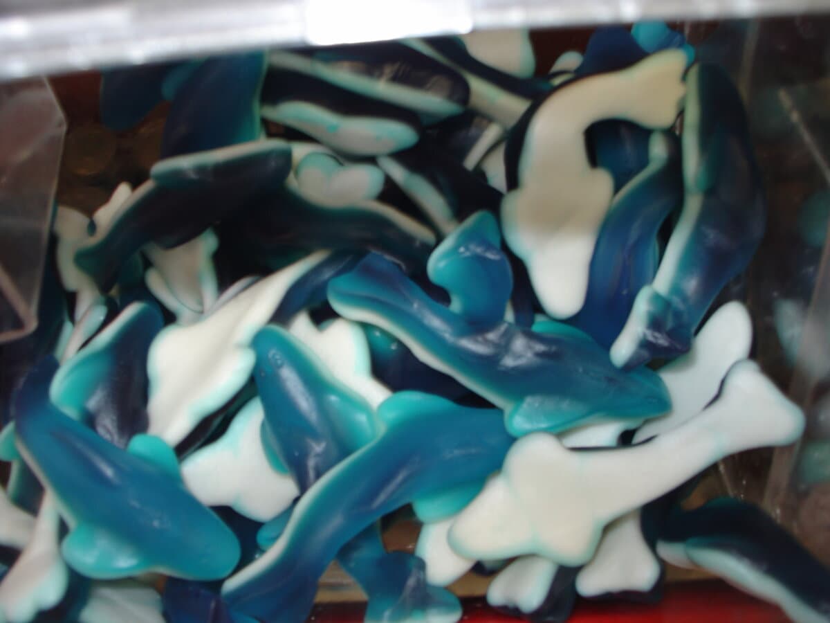 Sour Worms Delta-8 Gummies